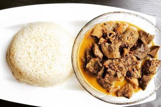 PEPPER SOUP WITH PLAIN RICE 